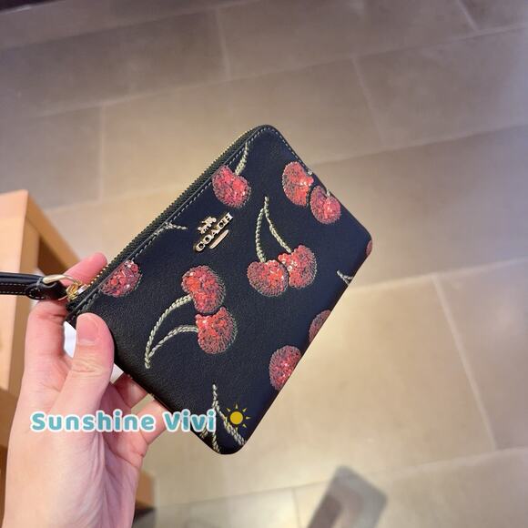 NWT Coach Corner Zip Wristlet With Cherry Print CDF05 Silver Black MULTI - Picture 2 of 8